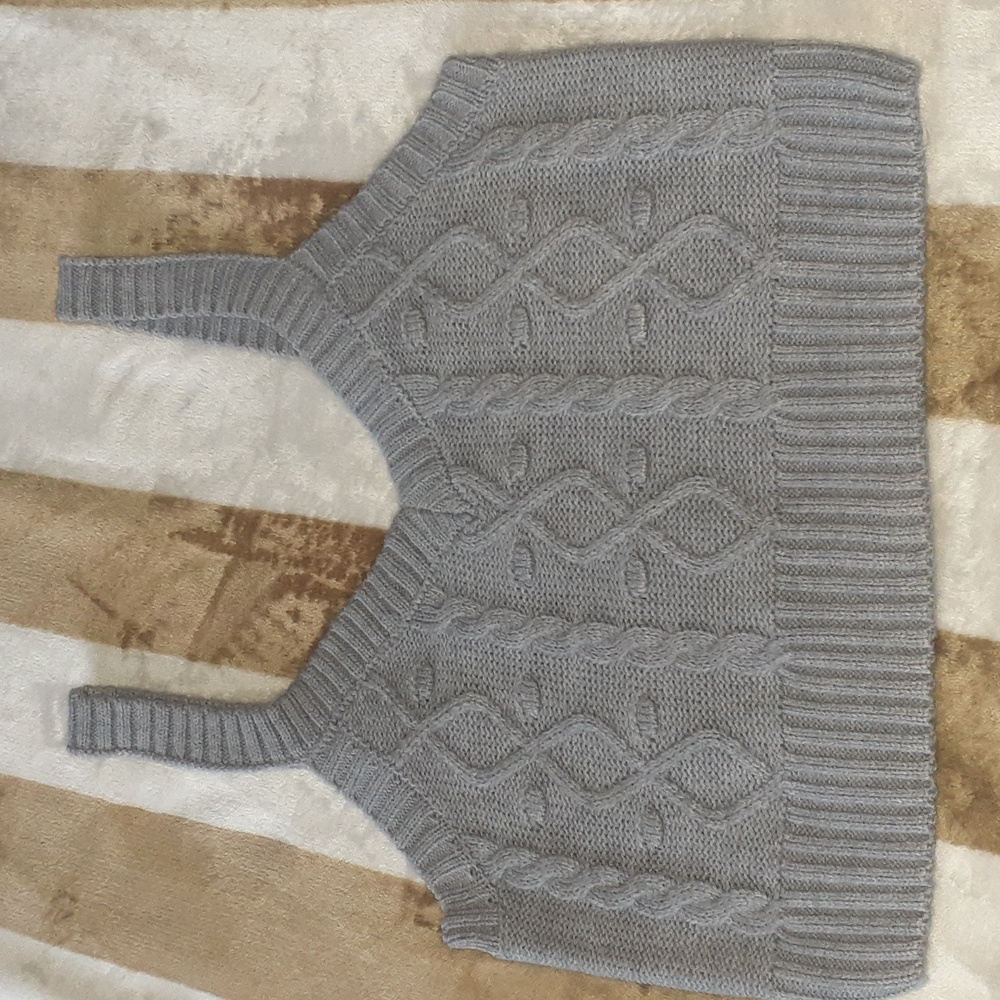 Cable knit top